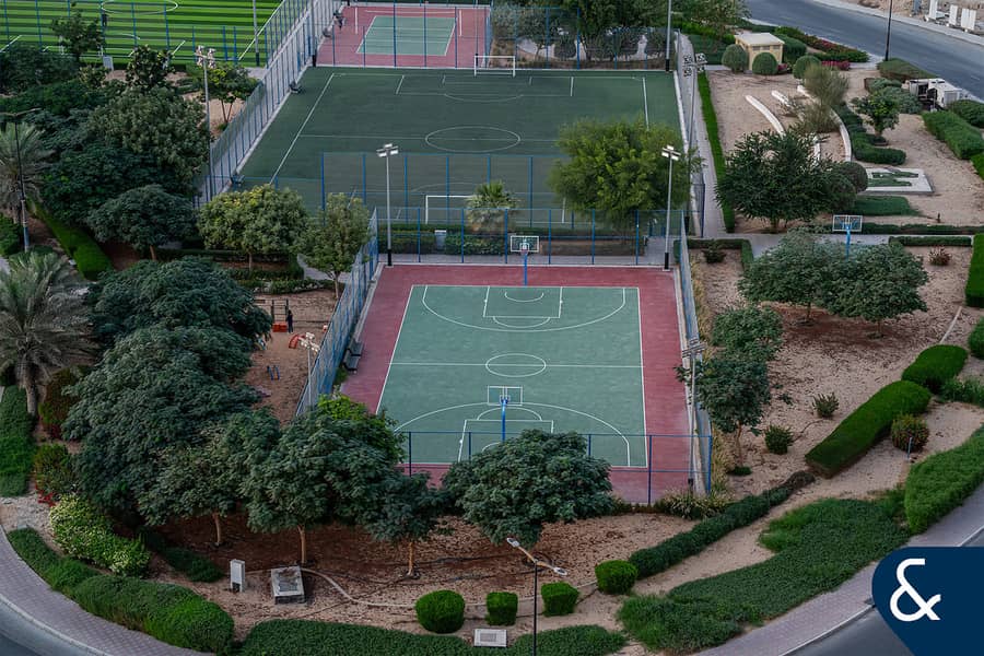 Exclusive | Renovated | 3 Bed + Maids - Image 9