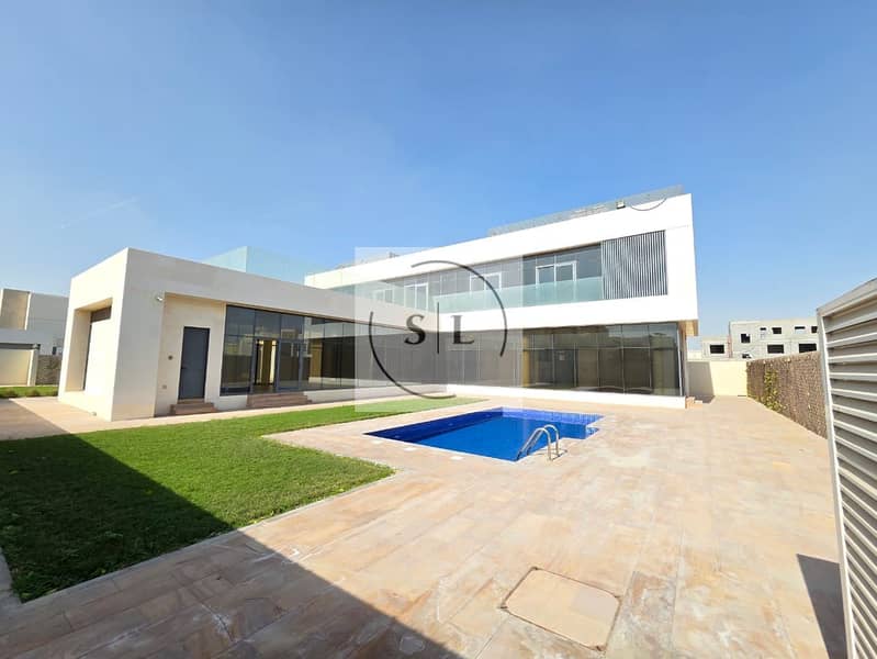 Luxury Modern Villa with Open Living Space