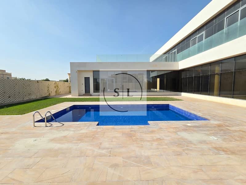 Luxury Modern Villa with Open Living Space