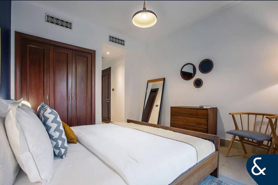 1 Bedroom | Burj Views | Guest Bathroom