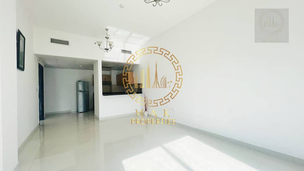 Spacious 1 BHK | Apartment for Rent | Elite 2 DSC | Canal & Stadium View | Unfurnished | 923.76 sq.