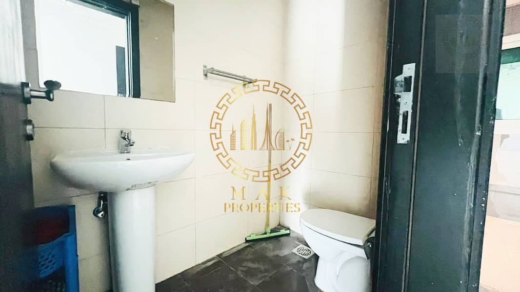 Spacious 1 BHK | Apartment for Rent | Elite 2 DSC | Canal & Stadium View | Unfurnished | 923.76 sq. - Image 8