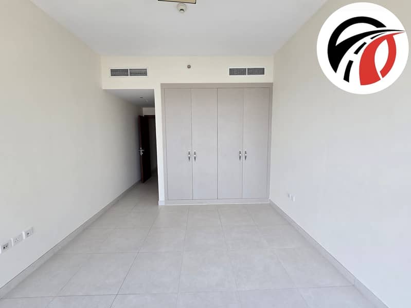 Creek View | High Floor | Prime Location - Image 7