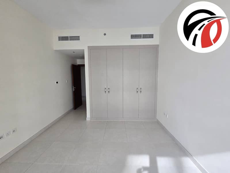 Creek View | High Floor | Prime Location - Image 9