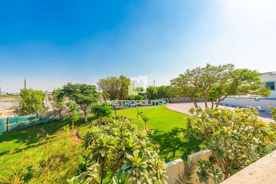 Corner | Single Row Villa in Best Location