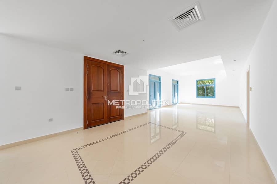 Corner | Single Row Villa in Best Location - Image 6
