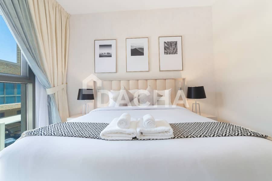 Exclusive | 1BR + Study | Fully Furnished