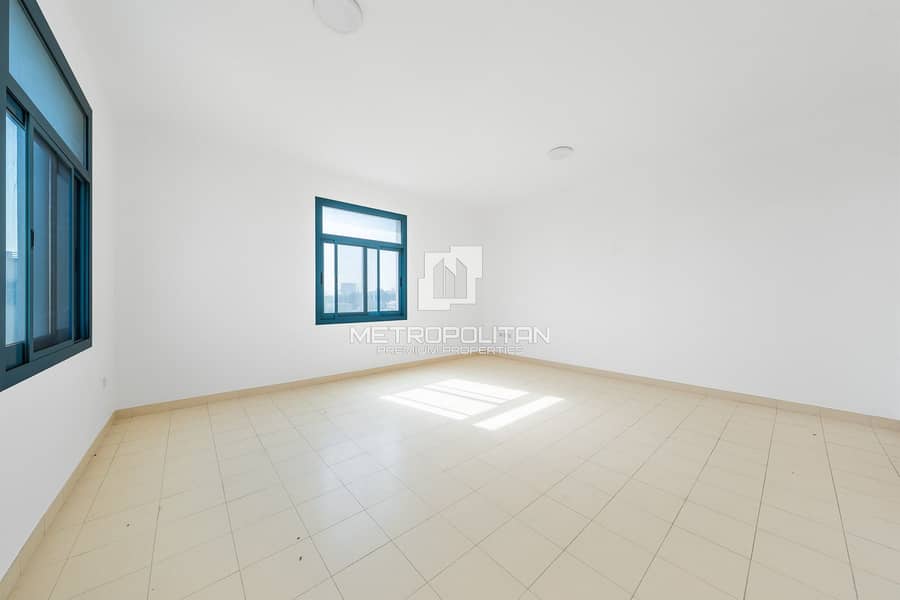 Corner | Single Row Villa in Best Location - Image 18