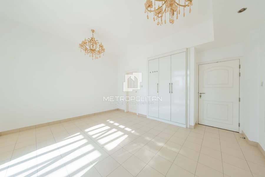 Corner | Single Row Villa in Best Location - Image 21