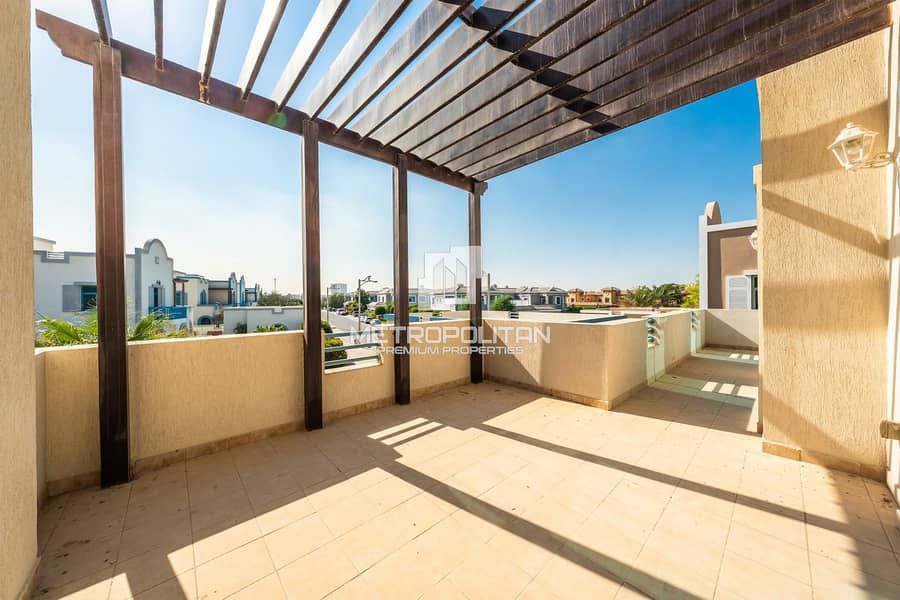 Corner | Single Row Villa in Best Location - Image 36