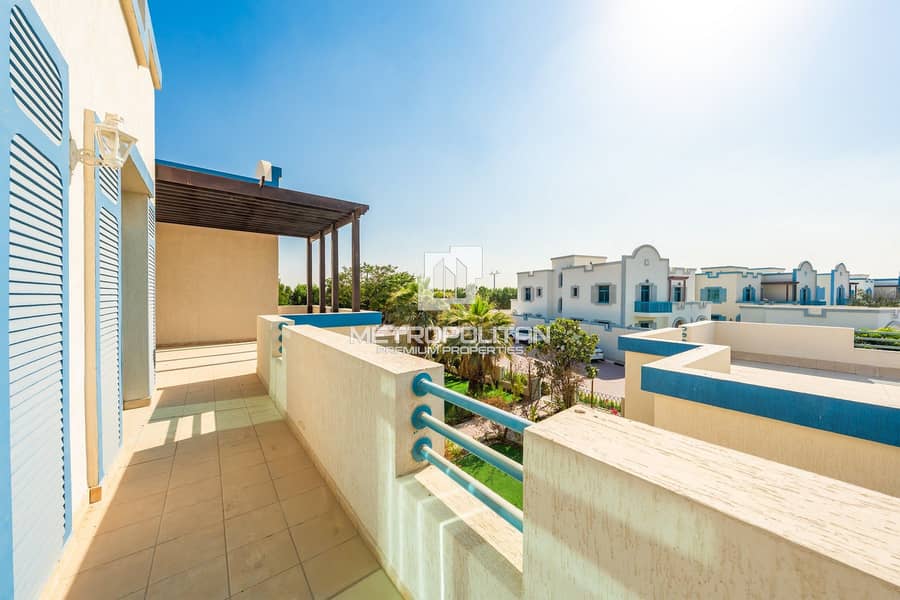 Corner | Single Row Villa in Best Location - Image 39