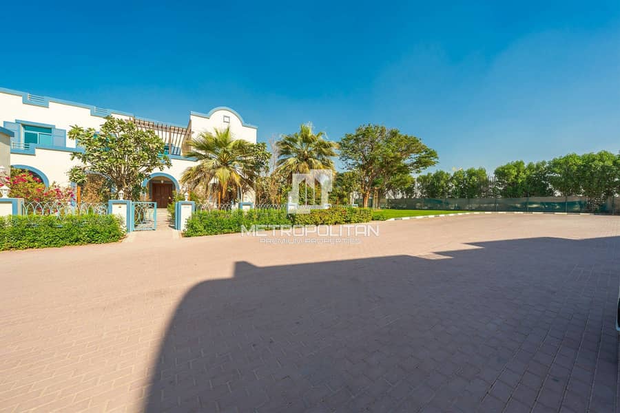 Corner | Single Row Villa in Best Location - Image 44