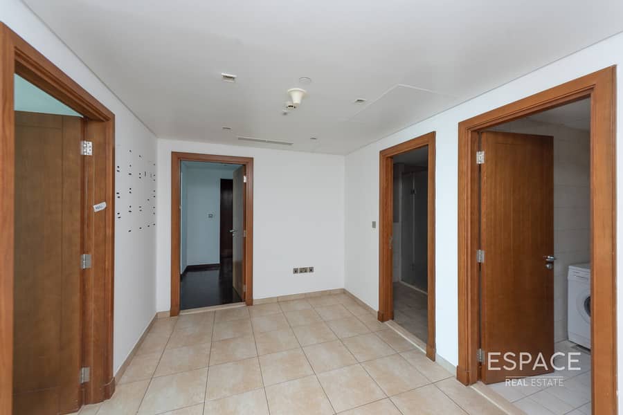 3 Bedroom Plus Maids | Marina View | Available 14th January - Image 9