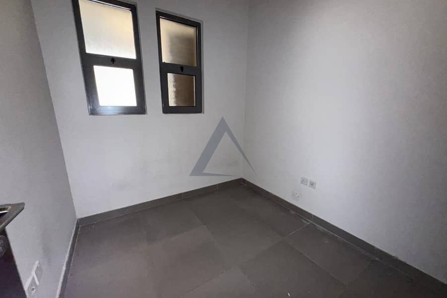 MODERN BRIGHT HOUSE | SPECIOUS | NEAR TO MALL | NEAR EXIT | NEAR MOSQUE - Image 12