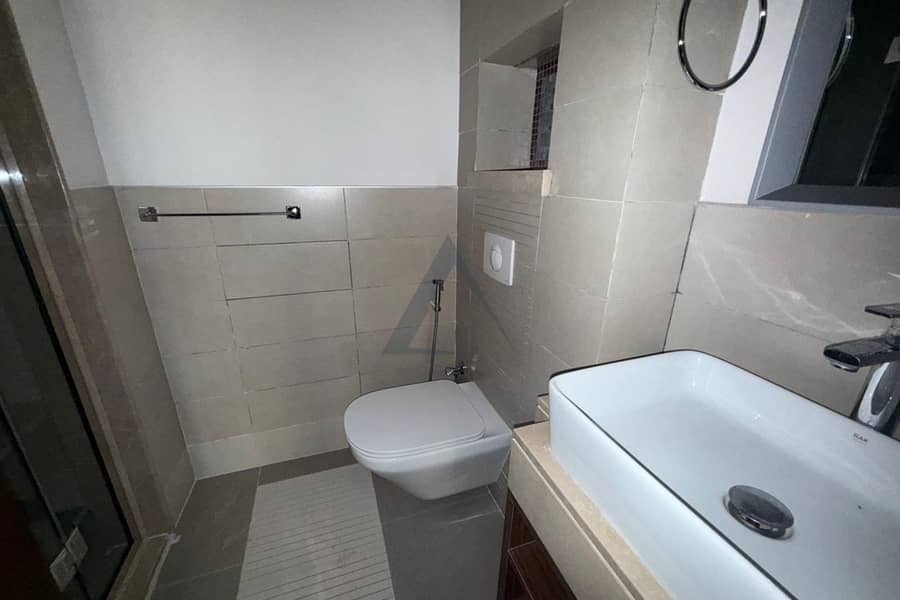 MODERN BRIGHT HOUSE | SPECIOUS | NEAR TO MALL | NEAR EXIT | NEAR MOSQUE - Image 19