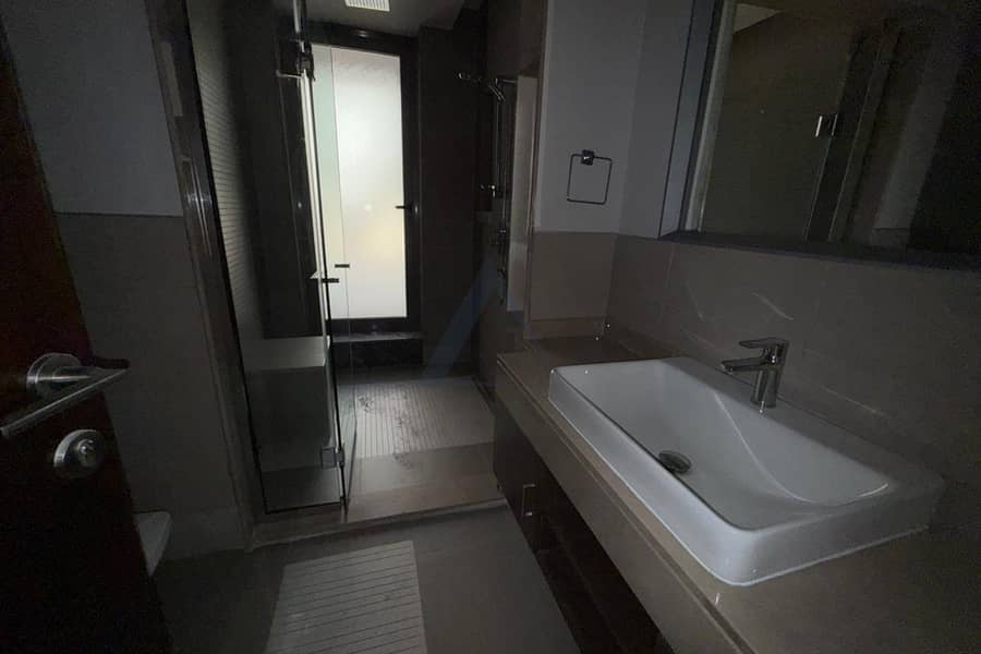 MODERN BRIGHT HOUSE | SPECIOUS | NEAR TO MALL | NEAR EXIT | NEAR MOSQUE - Image 23