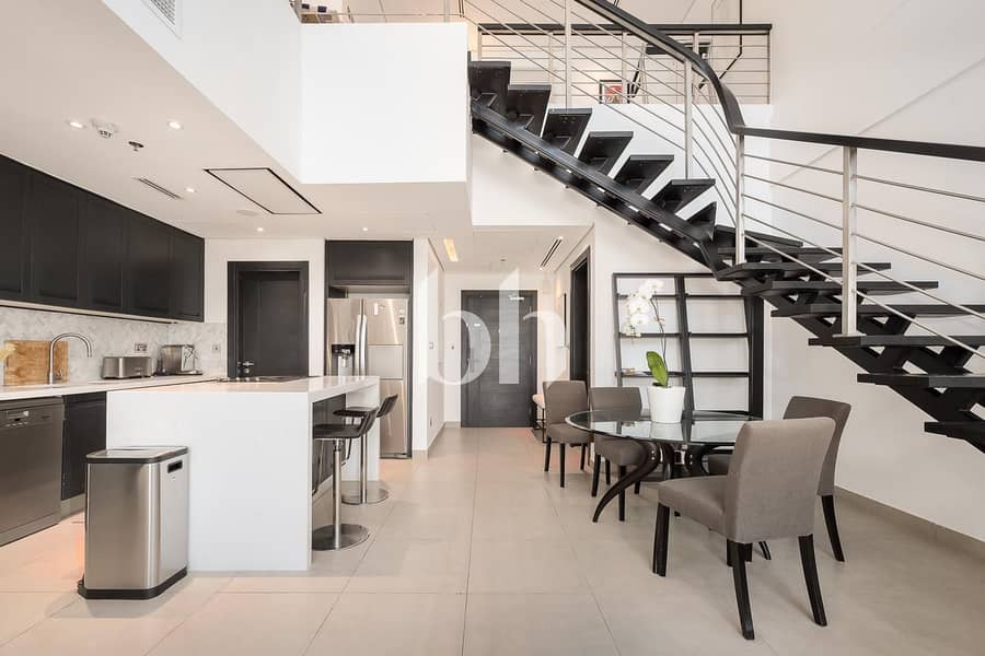 Upgraded Duplex | Lake View | Tenanted