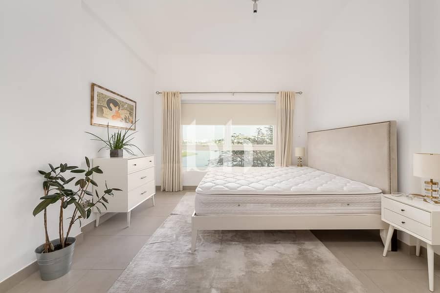 Upgraded Duplex | Lake View | Tenanted - Image 13