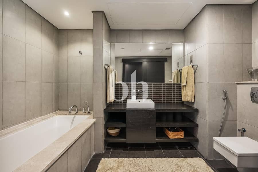 3BR Large | Terraced Duplex | Lake Views | VOT - Image 10