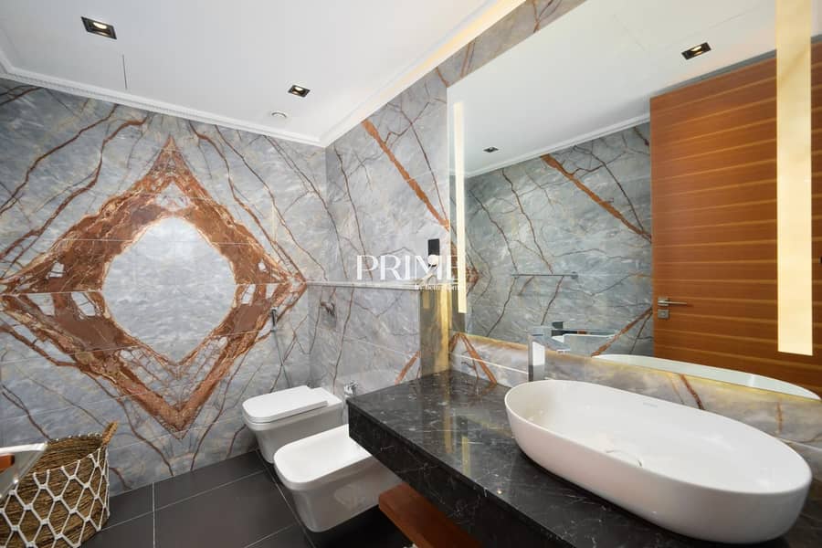 6 BR Upgraded | Lake View | Extended Plot, BUA - Image 29