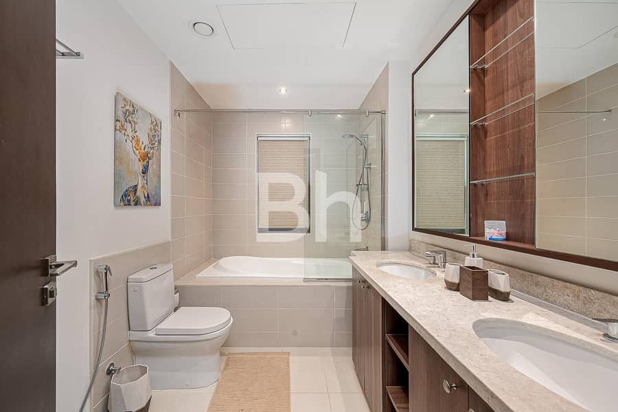 Modern 3BR Townhouse + Maid | Full Furnished | - Image 14