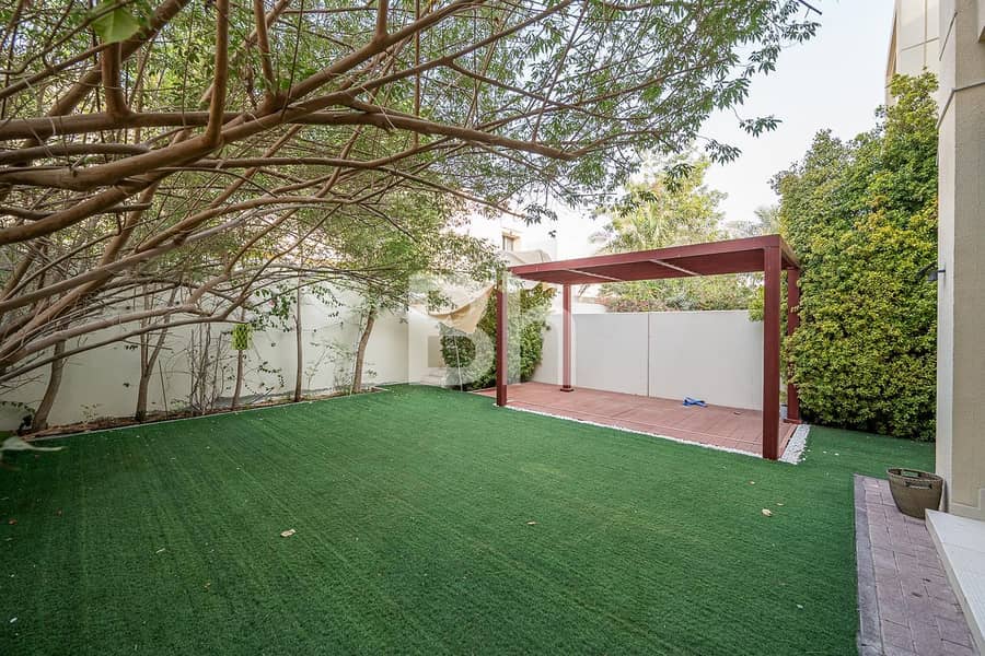 Modern 3BR Townhouse + Maid | Full Furnished | - Image 20