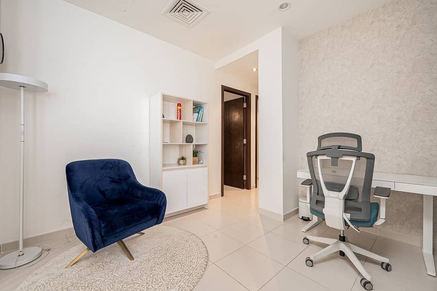 Modern 3BR Townhouse + Maid | Full Furnished | - Image 33