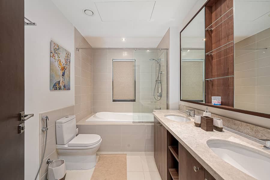 Modern 3BR Townhouse + Maid | Full Furnished | - Image 37