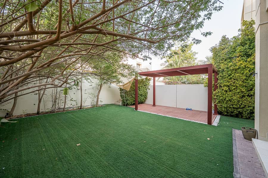 Modern 3BR Townhouse + Maid | Full Furnished | - Image 42