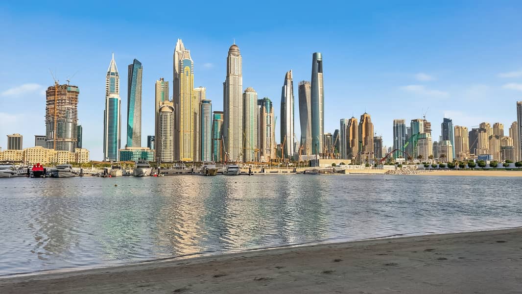 Seaside 2BD in Palace Residence, Emaar Beachfront - Image 9