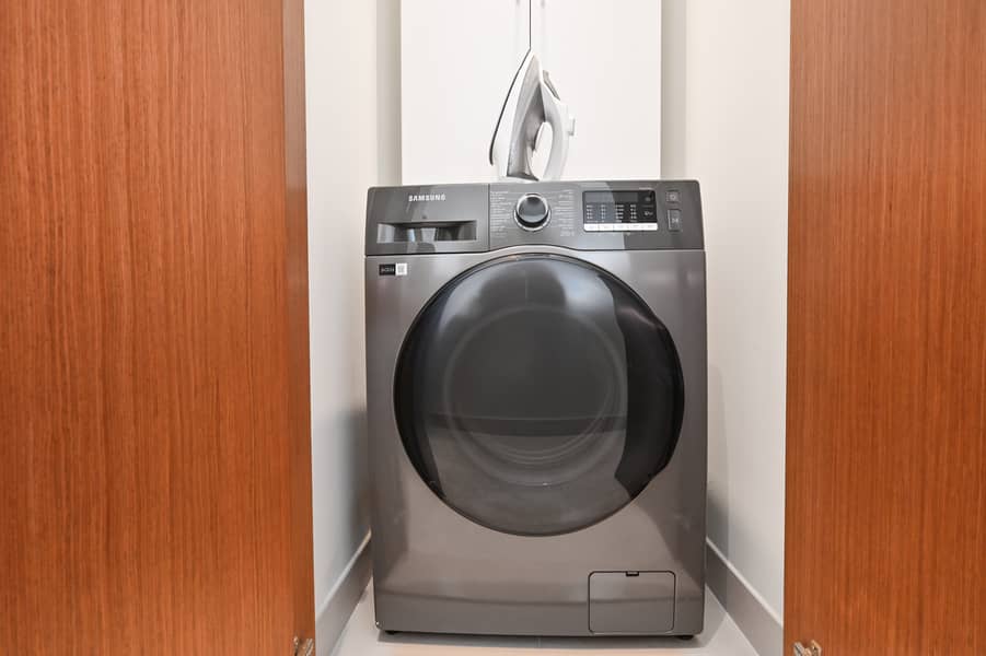 Seaside 2BD in Palace Residence, Emaar Beachfront - Image 17