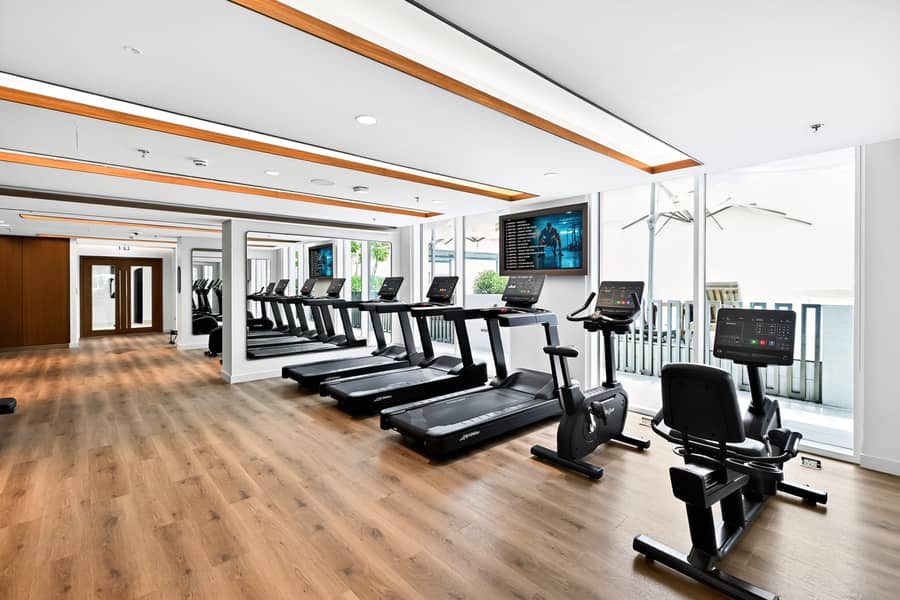 Seaside 2BD in Palace Residence, Emaar Beachfront - Image 19