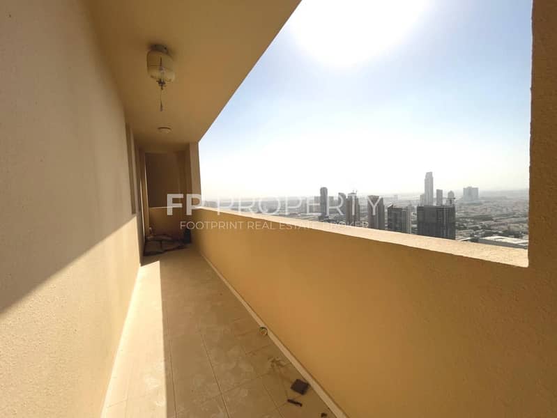 2BHK Luxury I Furnished | High Floor | 360° View - Image 6