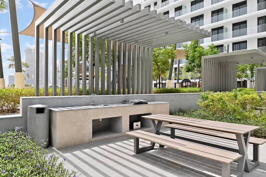 Seaside 2BD in Palace Residence, Emaar Beachfront - Image 21