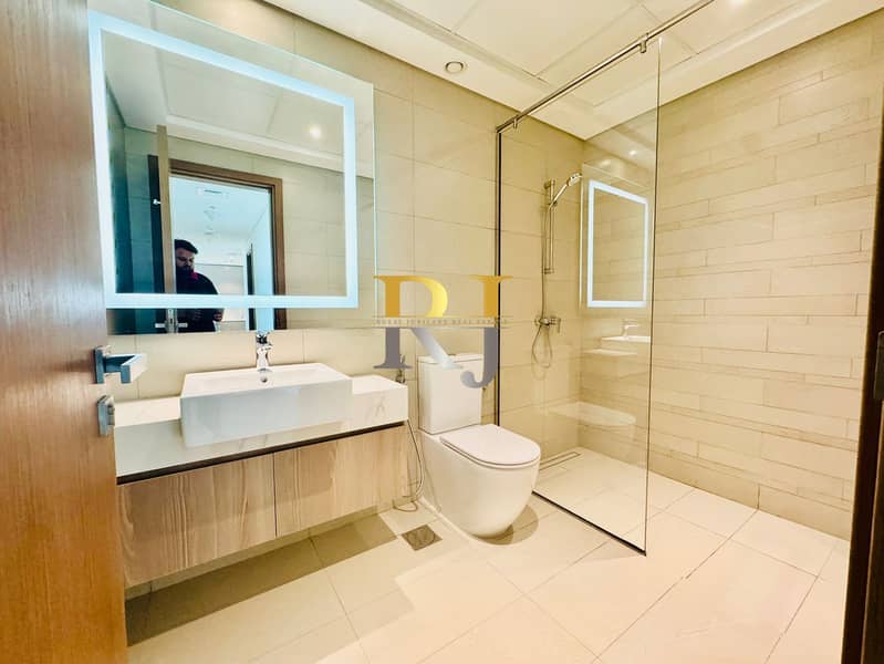 Modern 2 Bedroom Apartment in Azizi Fawad, Al Jaddaf - Image 19