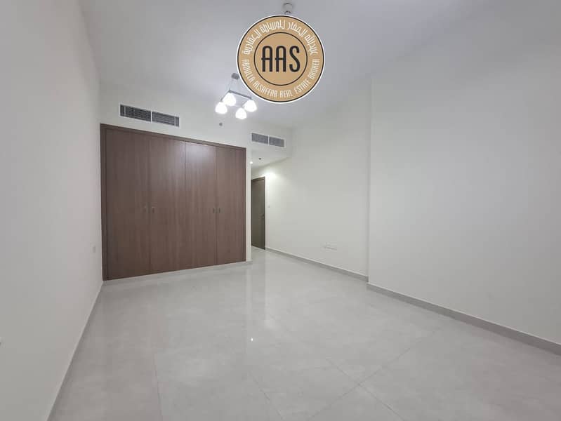 Easy access to metro Modern Style lavish huge brand new 1bhk with all amenities