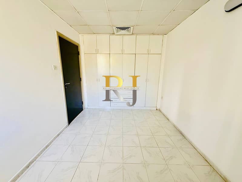 Hot Offer-Ready to move-Prime location. . - Image 6