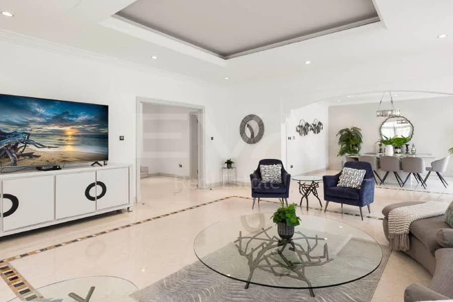 Upgraded | Central Rotunda | Fully Furnished