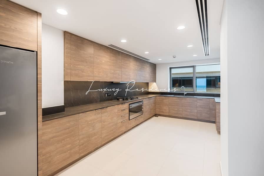 Brand New | Vacant | Sea and Sunset views - Image 7