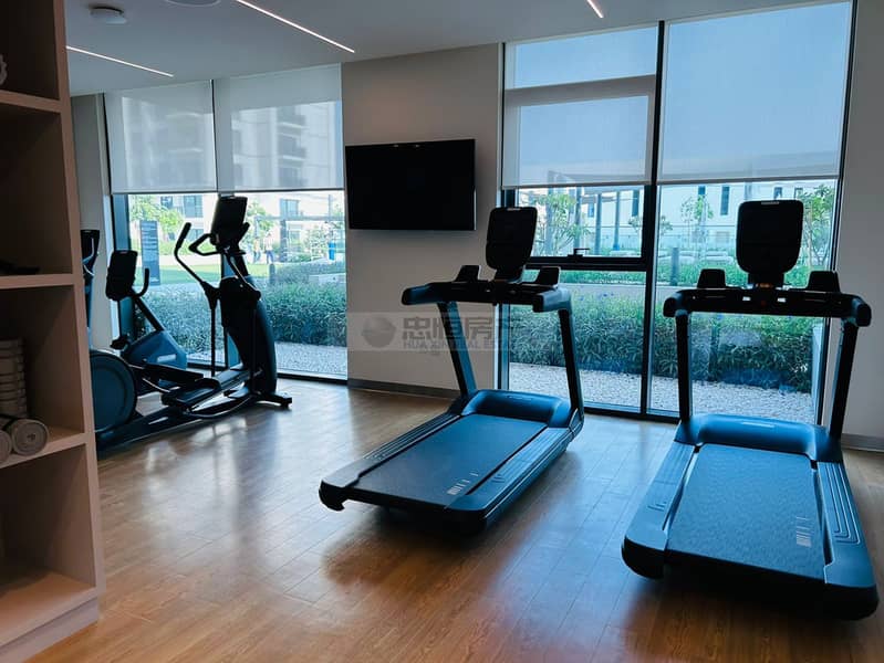 Park View | Best Layout | Ready to Move - Image 10