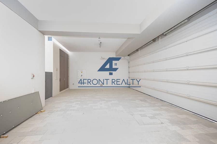 Rare Type B | Ultra Luxury | Superbly Located - Image 9