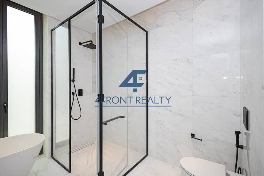 Rare Type B | Ultra Luxury | Superbly Located - Image 25