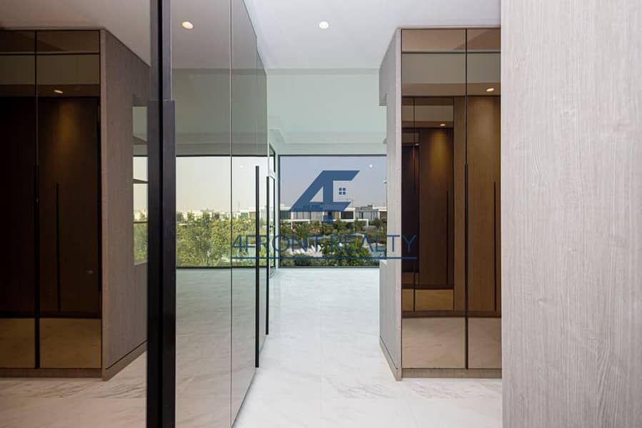 Rare Type B | Ultra Luxury | Superbly Located - Image 26