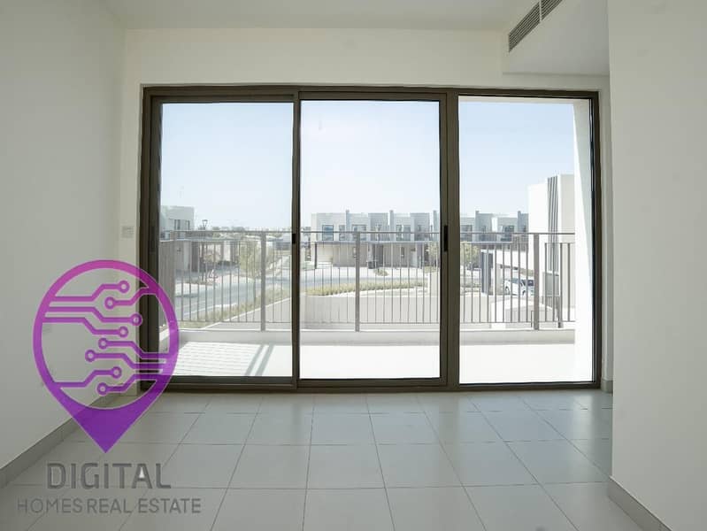 Modern Family Villa in Expo Golf Parkside 1 - Image 17