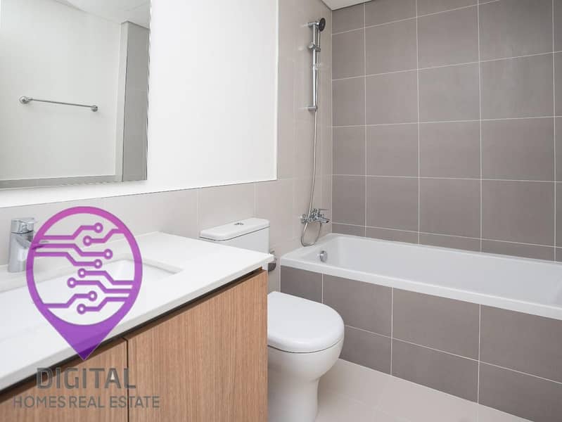 Modern Family Villa in Expo Golf Parkside 1 - Image 28