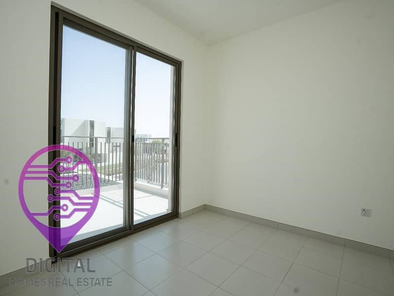 Modern Family Villa in Expo Golf Parkside 1 - Image 31