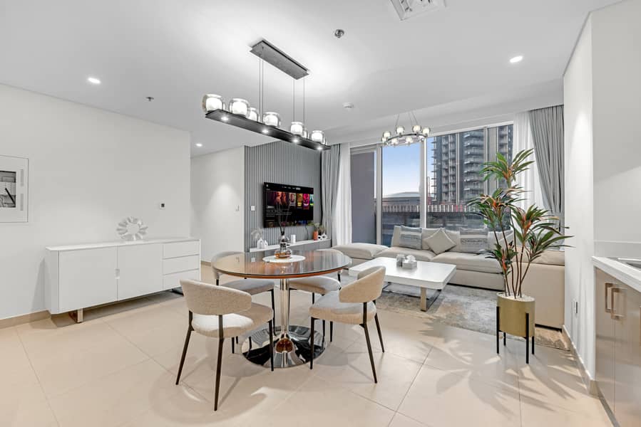 LUXURIOUS FURNISHED | SPACIOUS | BOULEVARD VIEW