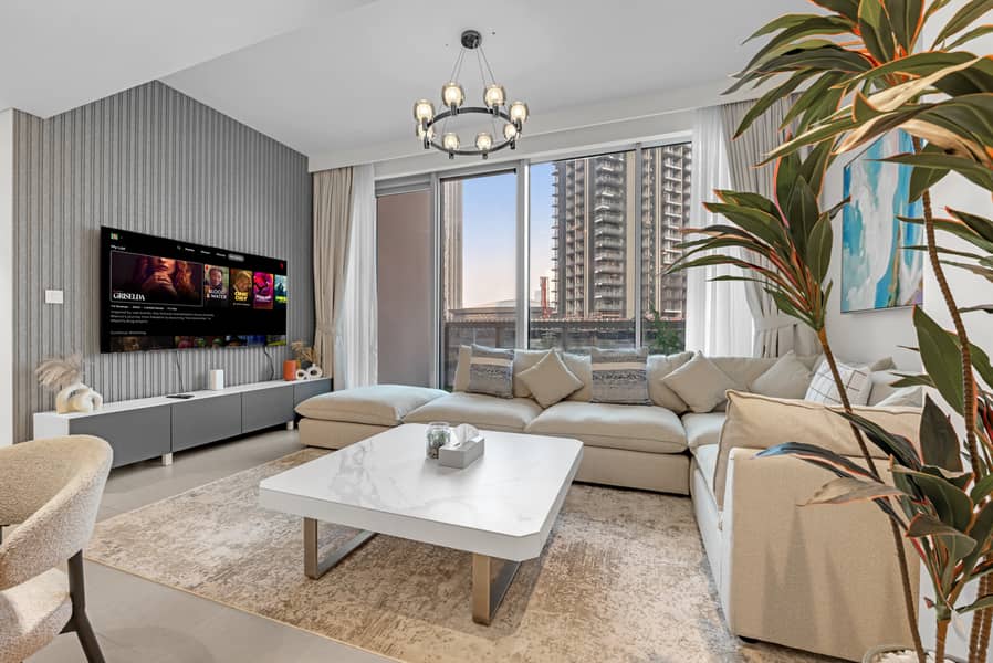 LUXURIOUS FURNISHED | SPACIOUS | BOULEVARD VIEW