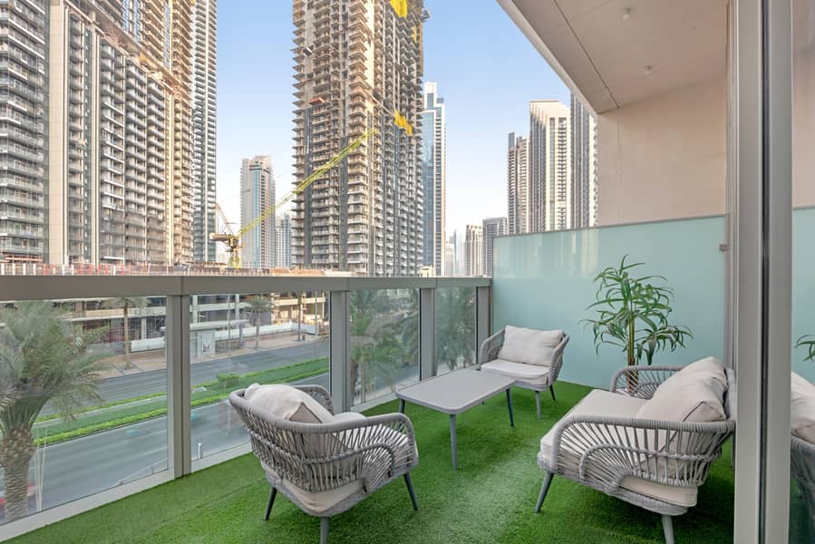 LUXURIOUS FURNISHED | SPACIOUS | BOULEVARD VIEW - Image 28