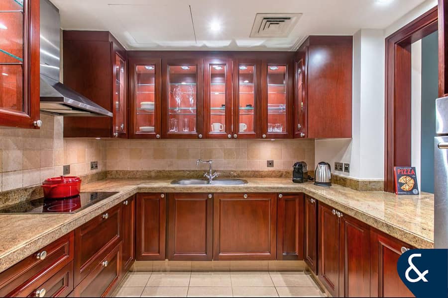 1 Bedroom | Burj Views | Guest Bathroom - Image 7